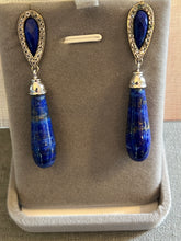 Load image into Gallery viewer, Blue Lapis Dangling Earrings