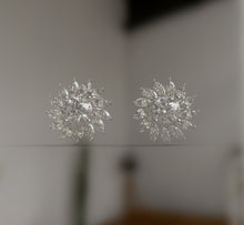 Load image into Gallery viewer, Diamond Sunflower Earrings