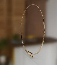 Load image into Gallery viewer, Yellow Gold Satin Diamond Center Necklace