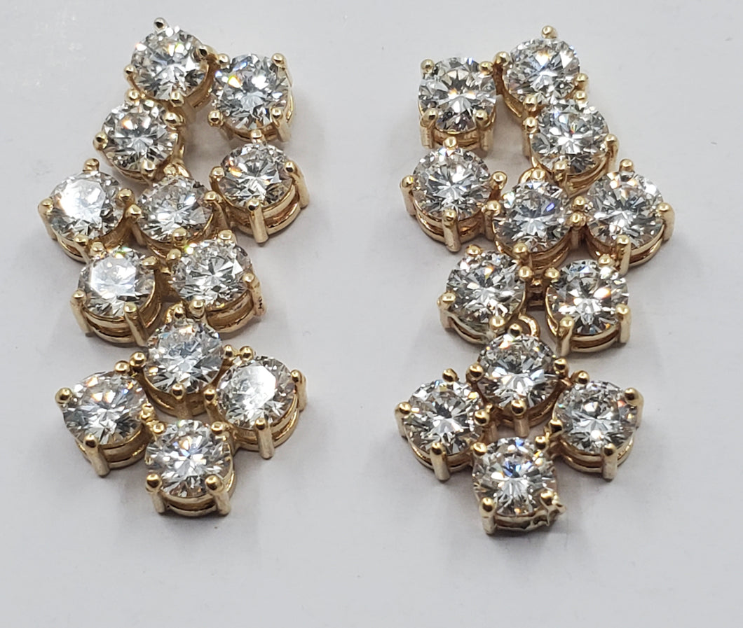 Round Diamonds Fancy Cluster Dangle Earrings
