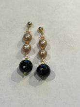 Load image into Gallery viewer, Champagne Pearl, Citrine and Faceted Onyx Earrings