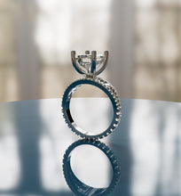 Load image into Gallery viewer, Emerald Cut Diamond Solitaire Ring