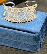 Load image into Gallery viewer, Mina D Fine Jewelry Diamond Cuff