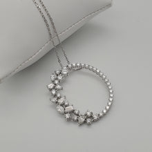 Load image into Gallery viewer, Oval Shape Diamond Pendant Necklace