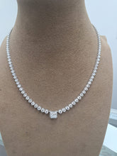 Load image into Gallery viewer, Princess cut diamond center tennis necklace