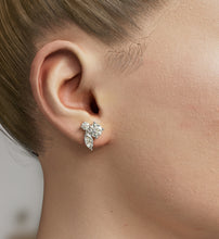 Load image into Gallery viewer, Trio Diamond  cluster earrings round and mq on maniquin