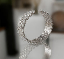 Load image into Gallery viewer, Pear Shape Diamond Statement Cluster Bangle