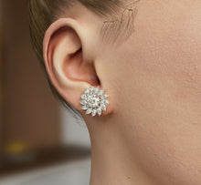 Load image into Gallery viewer, Diamond Sunflower Earrings
