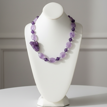 Load image into Gallery viewer, Display bust styling