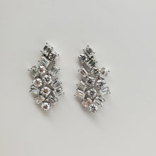 Load image into Gallery viewer, mina d fine jewelry round diamond and emerald diamond  cluster earrings