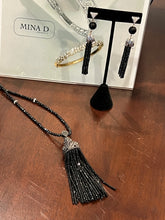 Load image into Gallery viewer, mina d spinel tassle necklace