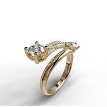 Load image into Gallery viewer, pear shape and round diamond toi et moi ring