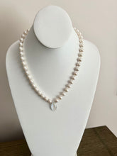 Load image into Gallery viewer, Pearl and Moonstone Pendant Necklace