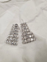 Load image into Gallery viewer, seven row diamond earrings