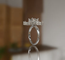 Load image into Gallery viewer, Diamond Sunflower Ring