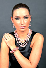 Load image into Gallery viewer, Rose Quartz and Iredescent coin pearl necklace - minadjewelry
