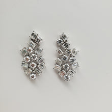Load image into Gallery viewer, Classic Floral Drop Diamond Earrings
