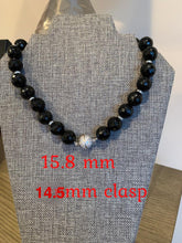 Load image into Gallery viewer, Onyx signature statement Necklace
