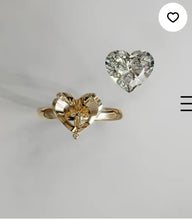 Load image into Gallery viewer, Heart Shape Diamond Engagement Ring
