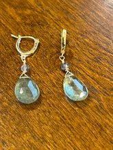 Load image into Gallery viewer, Green Moss Aquamarine Dangling Earrings
