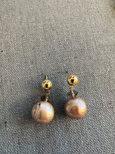 Load image into Gallery viewer, Champagne Pearl &amp; Smoky Quartz Earrings
