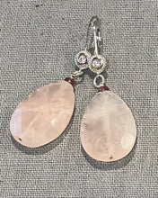 Load image into Gallery viewer, Rose Quartz Single Strand Necklace

