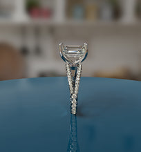 Load image into Gallery viewer, Emerald Cut Diamond Solitaire Ring
