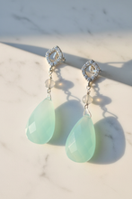 Load image into Gallery viewer, Bright Luxe Campaign
