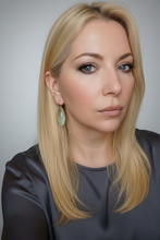 Load image into Gallery viewer, Correct Size Earring
