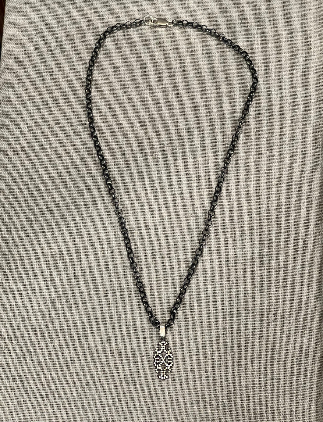 Fleur De Iles Pendant Necklace