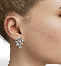 Load image into Gallery viewer, mina d diamond cluster earrings pear shape
