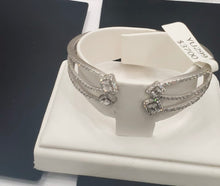 Load image into Gallery viewer, mina d fine jewelry emerald diamond fancy cuff
