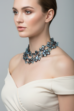 Load image into Gallery viewer, Multi-Strand Pearl Necklace Shorter Model
