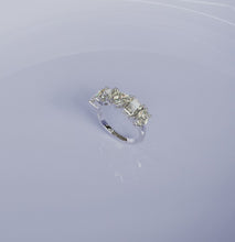 Load and play video in Gallery viewer, mina d fine jewelry trillion center diamond band video
