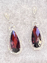 Load image into Gallery viewer, Ruby Quartz and White Quartz Long Dangling Earrings - minadjewelry
