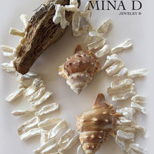 Load image into Gallery viewer, Biwa Freshwater Pearl Necklace - minadjewelry
