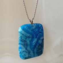 Load image into Gallery viewer, Ocean Blue Agate Pendant Necklace - minadjewelry
